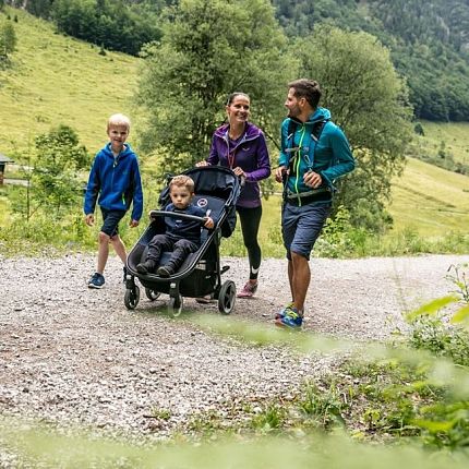 kaiserbachtal-valley-kaiserbachtal-schnackler-erlebnisweg-c-mirja-geh-5-kopiem