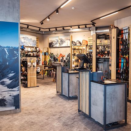 Servicestation_Steinplatte_Mader