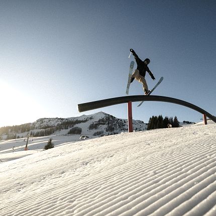 Schifahren Snowpark Steinplatte