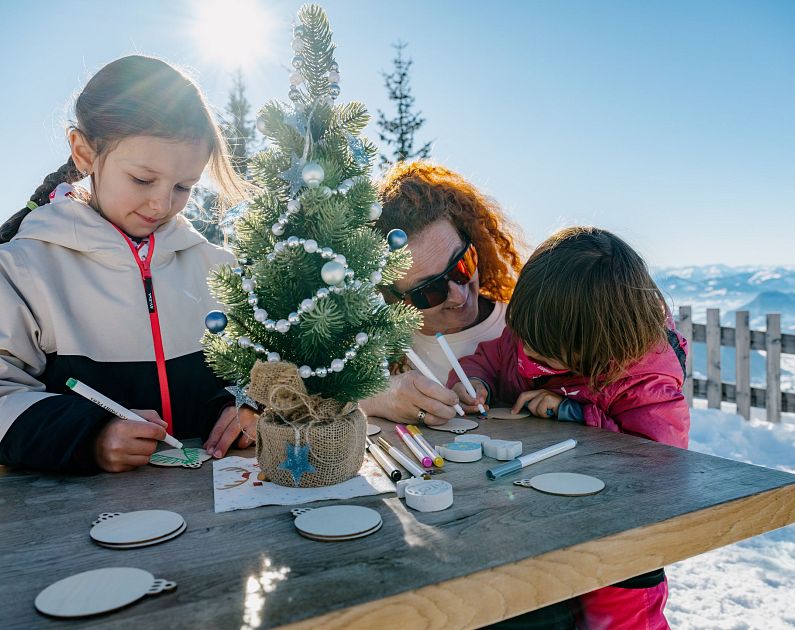 TriassicPark Steinplatte Waidring Kinderbetreuung
